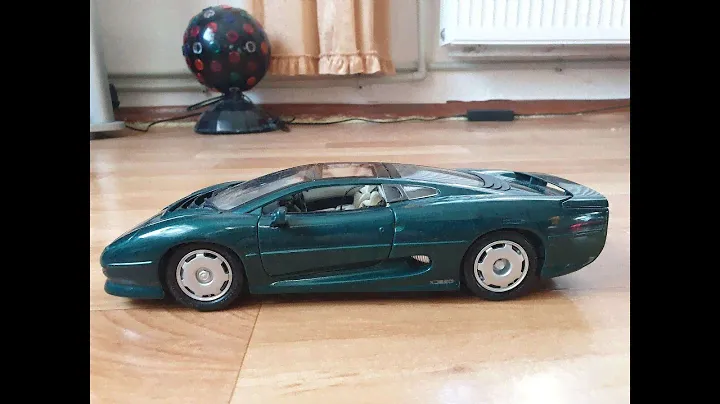 Diecast JAGUAR XJ220,MAISTO,1:18 Scale.Автомодели.Обзор