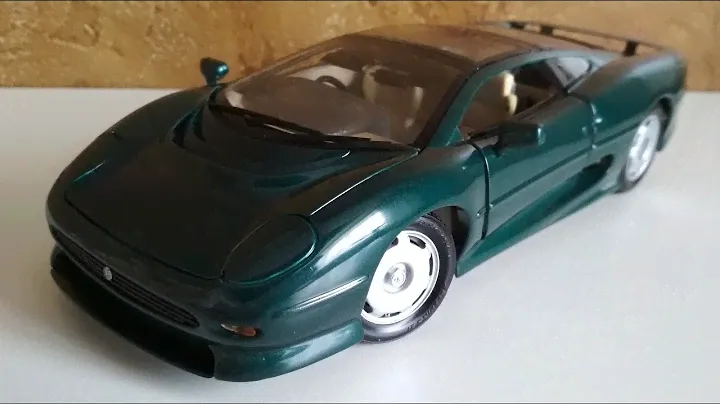 Jaguar XJ200 1:18 Maisto Обзор